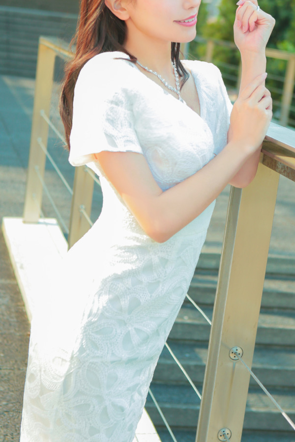 浅倉 奈央 | 【纏classic】品川人妻高級デリヘル