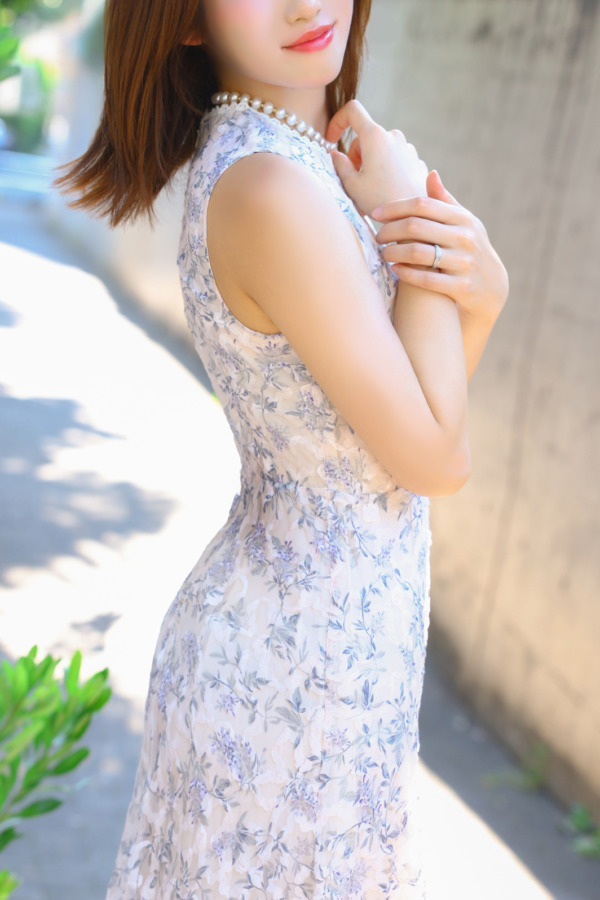 千野 美奈子 | 【纏classic】品川人妻高級デリヘル